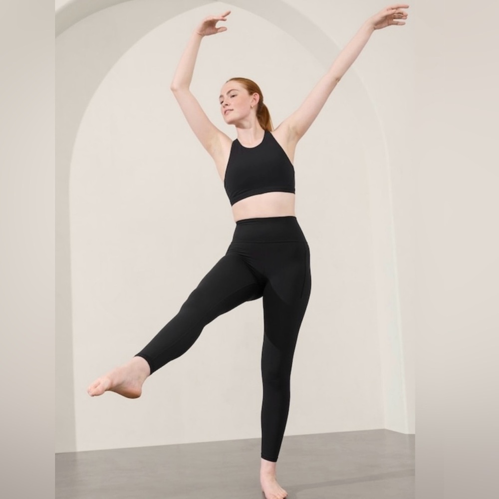 Athleta Transcend Stash Tight, Black, Large - Picture 8 of 11